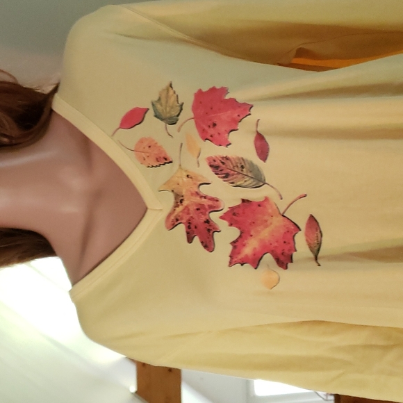Womans yellow Isaac,s designs casuals shirt - Picture 2 of 5